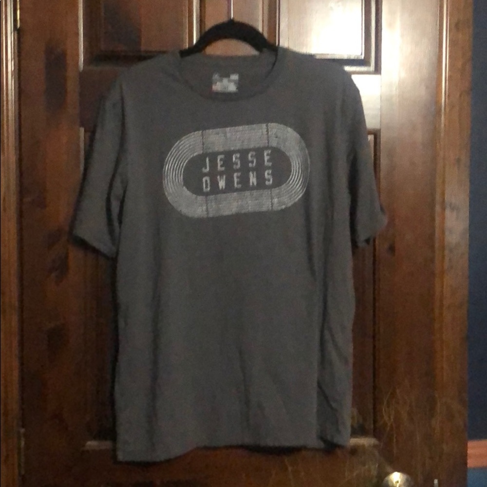 Under Armour Jesse Owens Size L